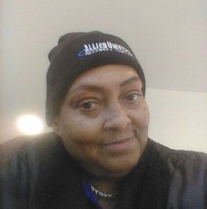 Meet your Posher, Phyllis